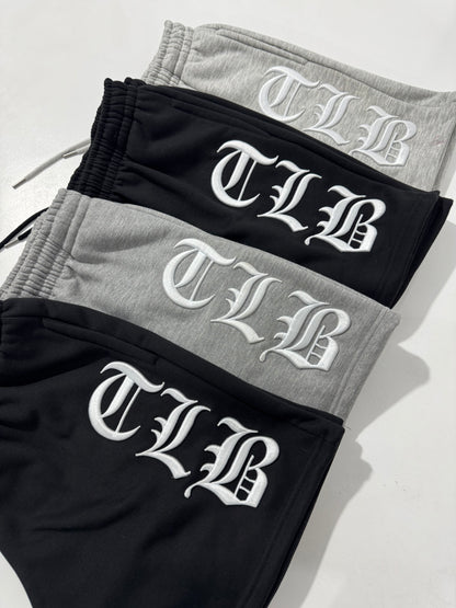 A CLOUD SWEAT SHORTS