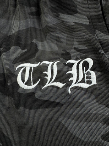 A CLOUD CAMOU SWEAT SHORTS