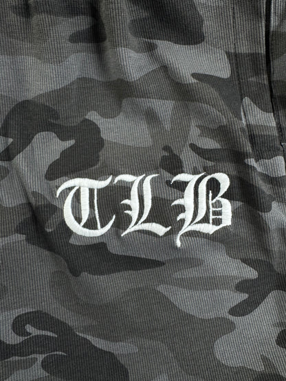 A CLOUD CAMOU SWEAT SHORTS