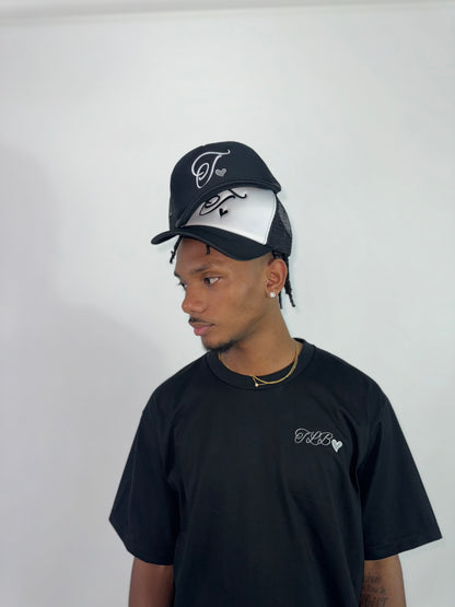 ARTISAN TRUCKER CAP