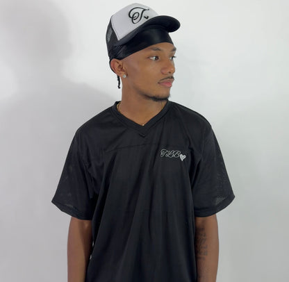 ARTISAN TRUCKER CAP