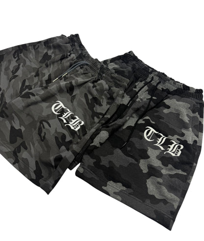 A CLOUD CAMOU SWEAT SHORTS