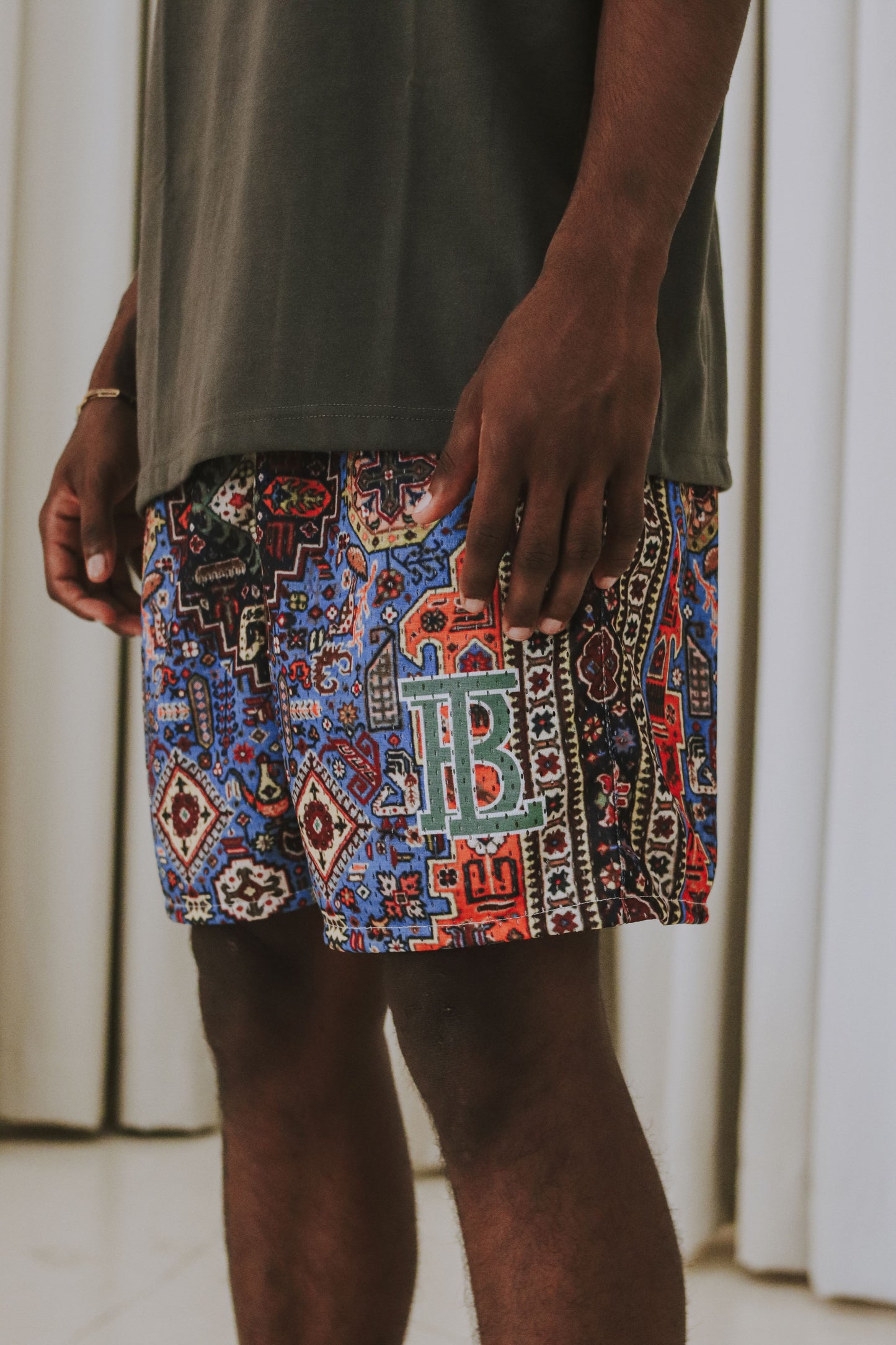 PERSIAN RUG COLLECTION MESH SHORTS