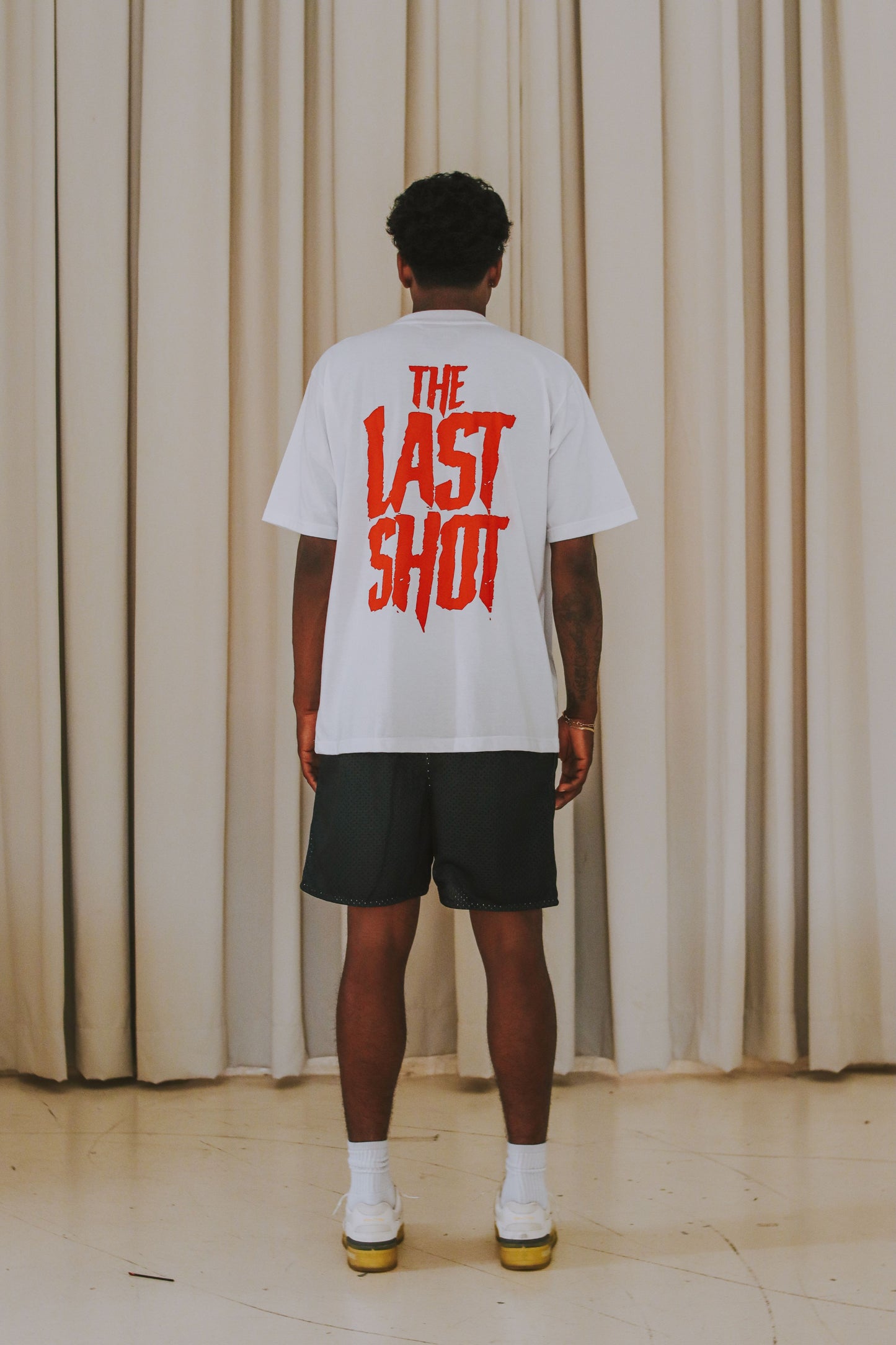 MICHAEL JORDAN "THE LAST SHOT" SHIRT